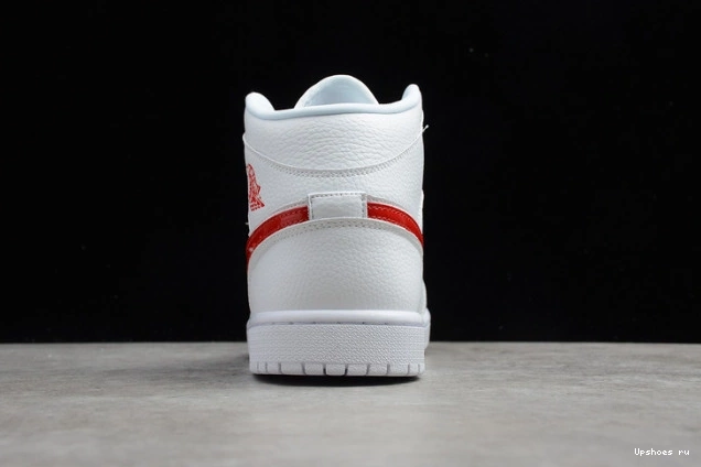 1 Mid BQ6472-106 Red (W) University White Jordan 1129